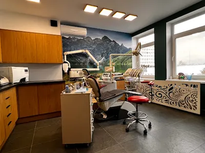 Dr Korzeń - Gabinet Stomatologiczny, lek. dent. Tomasz Korzeniowski